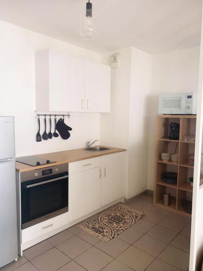 Appartement Lac Rose - Parking, Metro, Jusqu'A 4 Personnes Marseille Exterior photo